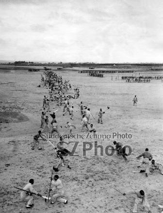 SZ-Photo-p-00307758 cropped